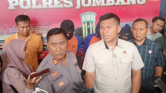 Mayat Gadis Muda Terapung di Sungai Jombang Korban Pemerkosaan, 3 Orang Ditangkap, Termasuk si Pacar