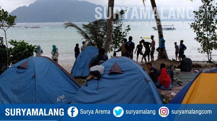 Teluk Prigi Surga Dunia di Trenggalek, Bisa Dijelajahi ala Backpacker Atau Turis Berkantong Tebal