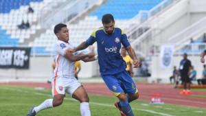 Arema-FC-Julian-Guevara-Borneo-FC-Fajar-Fathurrahman-Super-League-Stadion-Kanjuruhan.jpg