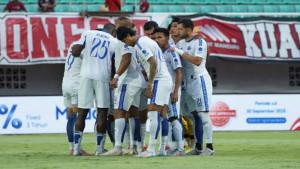 suryamalang/Arema-FC-di-laga-melawan-PSM-Makassar.jpg