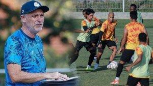 Bekal-Joel-Cornelli-Bawa-Arema-FC-Lawan-Bali-United-di-Piala-Presiden-Pantang-Pulang-Sebelum-Final.jpg