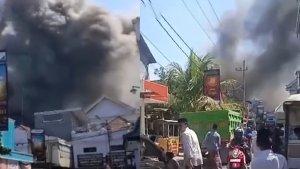 Dugaan-Penyebab-Kebakaran-di-Ponpes-Lirboyo-Kota-Kediri-Berasal-dari-Rumah-Ada-Suara-Ledakan.jpg