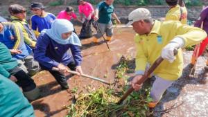 GUBERNUR-SUNGAI-LEGUNDI.jpg