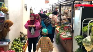 Harga-sawi-putih-di-Kota-Batu-dari-petani-ke-pedagang-hanya-seharga-Rp-500.jpg