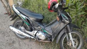 Honda-Supra-X-yang-dikendarai-korban-dalam-kecelakaan-maut-di-Manyar-Gresik-Selasa.jpg