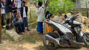 Honda-Vario-kecelakaan-di-jalan-raya-Desa-Pandan-Kecamatan-Omben-Sampang.jpg
