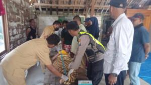 JEBAKAN-TIKUS-petani-di-Desa-Katur-Kecamatan-Gayam-Kabupaten-Bojonegoro.jpg