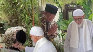 Jokowi-Dituding-Bohong-Eks-BIN-Sebut-Ada-Rekayasa-Abu-Bakar-Baasyir-Dibuat-Menunggu-3-Jam.jpg