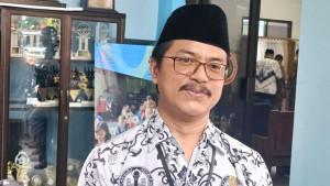 Ketua-PGRI-Kota-Malang-Agus-Wahyudi-jumlah-guru-yang-ada-saat-ini-masih-belum-ideal.jpg