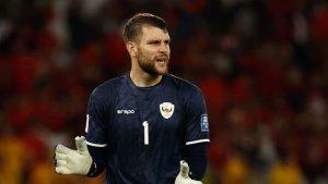 Kiper-Timnas-Indonesia-Maarten-Paes-saat-melawan-Australia-di-SUGBK-Selasa-1092024.jpg