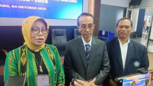 Kuasa-Menteri-Pendidikan-Tinggi-Sains-dan-Teknologi-Tjitjik-Sri-Tjahjandarie-Supriyatna-Adisuwignjo.jpg