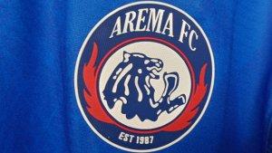 Logo-Arema-FC-di-jersey-Pra-musim-2024.jpg