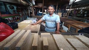 PEDAGANG-TEMPE-PASAR-BLIMBING.jpg