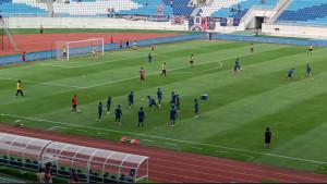 PEMANASAN-Pemain-Arema-FC-V-BORNEO.jpg