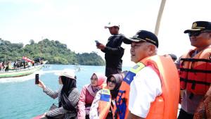 PETIK-LAUT-SENDANGBIRU-MALANG.jpg