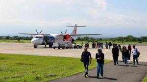 Pesawat-ATR-72-berkapasitas-72-orang-penumpang-Wings-Air-Bandara-Banyuwangi.jpg