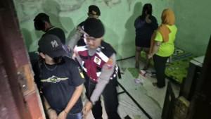Polrestabes-Surabaya-prostitusi-terselubung-di-kawasan-bekas-Lokalisasi-Moroseneng-Benowo.jpg