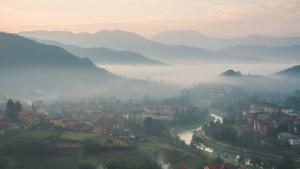 Prakiraan-Cuaca-Malang-Kota-Batu-Hari-Ini-Selasa-23-September-2025-Udara-Kabur-Dingin-16C.jpg