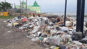 Program-Makan-Bergizi-Gratis-MBG-sampah-dapur-di-Kabupaten-Sampang-Madura.jpg