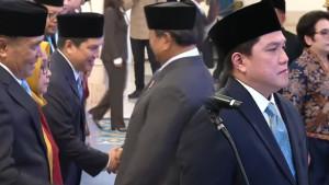 RESMI-Erick-Thohir-Dilantik-Jadi-Menpora-Oleh-Presiden-Prabowo-Ucap-Sumpah-di-Istana-Negara.jpg