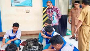 SIDAK-Kepala-Dinas-Pendidikan-Provinsi-Jawa-Timur-Aries-Agung-Paewai.jpg