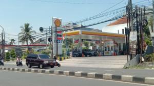 SPBU-Shell-di-Jalan-Soekarno-Hatta-Kota-Malang-berjalan-normal-Senin-2292025.jpg