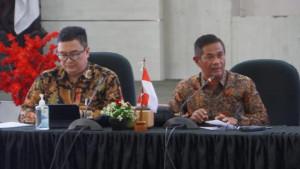 Sekda-Kabupaten-Malang-Budiar-Anwar-Ketua-Dewan-Darmadi-Dirjen-Keuangan-Daerah.jpg