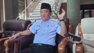Sekdakab-Jombang-Agus-Purnomo-saat-ditemui-awak-media-di-Kantor-Pemerintah-Kabupaten.jpg