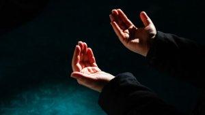 Sholawat-Fatimiyah-Lirik-Latin-Arab-dan-Artinya-Dibaca-di-Bulan-Ramadhan-2025-Ketahui-7-Manfaatnya.jpg
