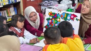 Smart-Box-buatan-mahasiswa-UMM-saat-diterapkan-kepada-siswa-berkebutuhan-khusus.jpg