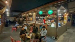 Suasana-Pasar-Talun-di-kawasan-Kayutangan-Heritage-Kota-Malang-Selasa-1692025.jpg