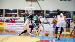 Tim-putri-SMA-Kolese-Santo-Yusup-Malang-memastikan-tiket-final-di-Honda-DBL-With-Kopi-Good-Day.jpg