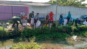 bersih-sungai-gresik.jpg