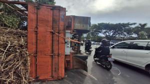 gandengan-truk.jpg