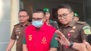sekdin-Kominfo-Nganjuk-tersangka-korupsi.jpg