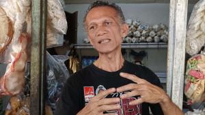 simbolon-pedagang-pasar-Blimbing.jpg