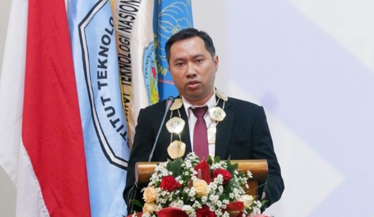 Awan-Uji-Krismanto-ST-MT-PhD-Rektor-ITN-Malang.jpg