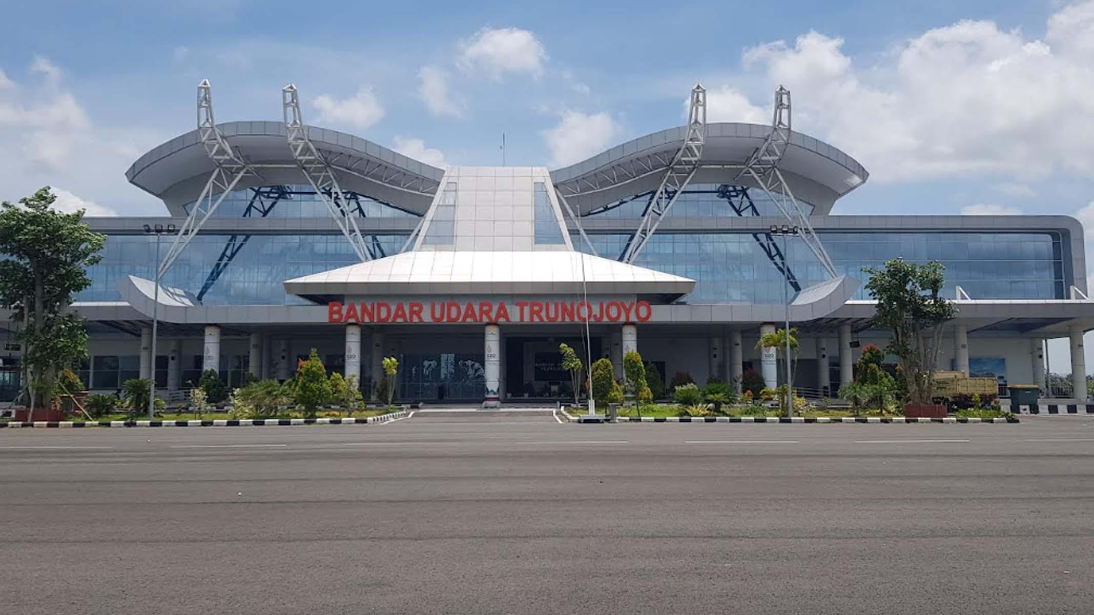 BANDARA-TRUNOJOYO-PANAS.jpg