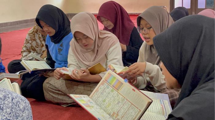 Bacaan-Doa-Pagi-dan-Petang-Paling-Utama-Ramadhan-1447-H-Pahala-Tak-Terkira-di-Hari-Kiamat.jpg