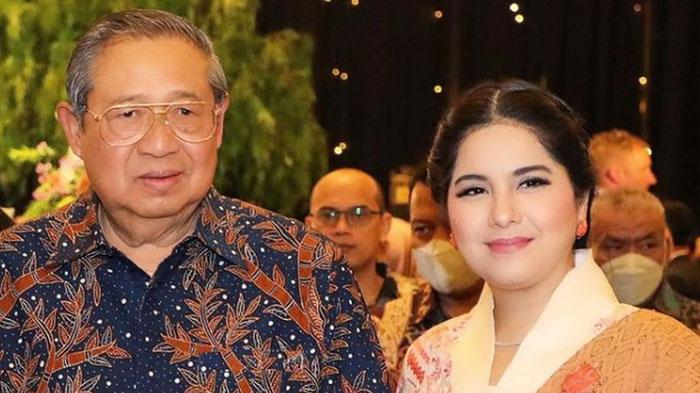 Bisnis-Sampingan-Annisa-Pohan-Saat-Dampingi-AHY-Berpolitik-Mantu-Presiden-SBY-Tak-Malu-Jual-Mukena.jpg