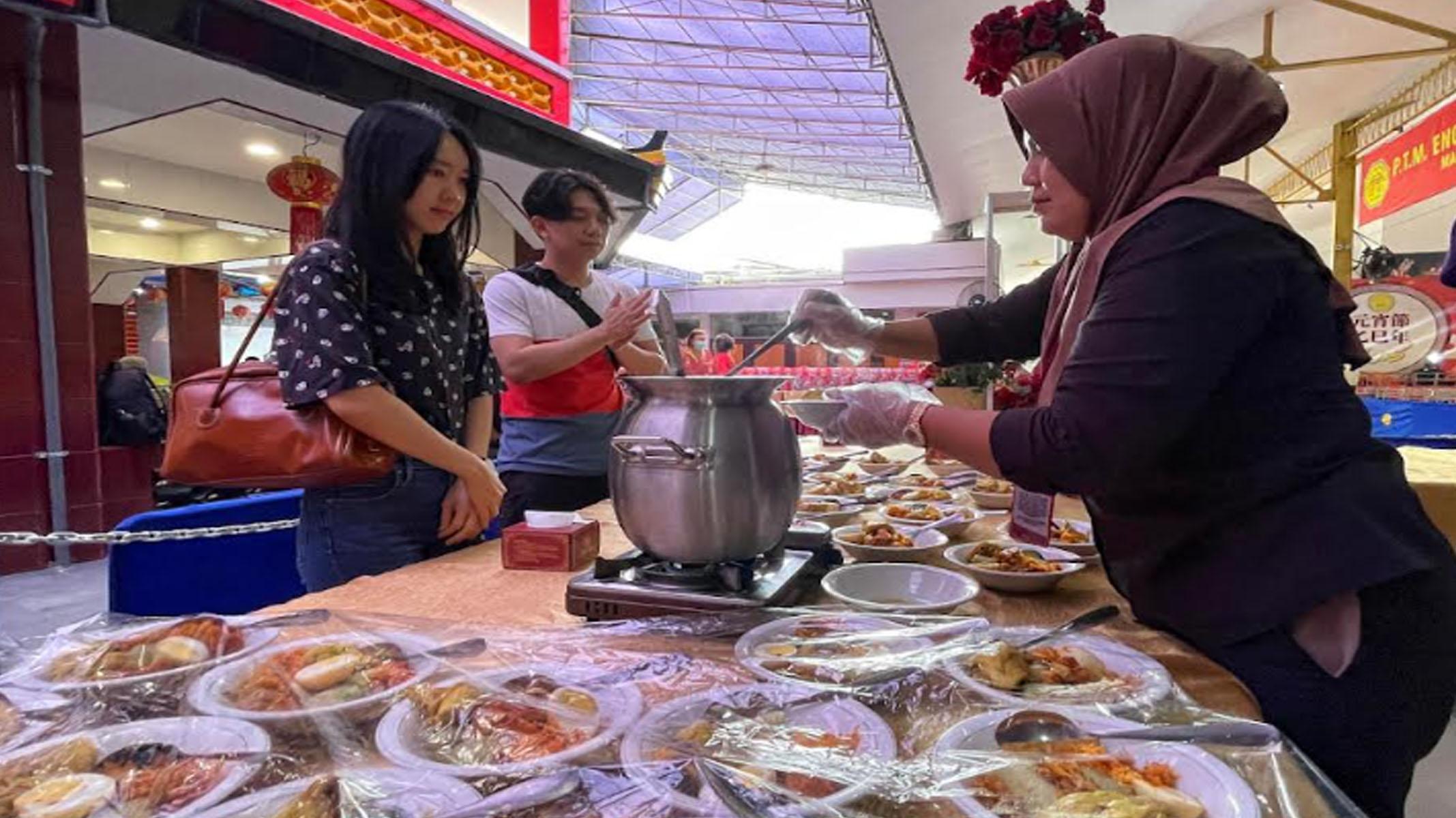 3000 Porsi Makanan Disiapkan Kelenteng Eng An Kiong Malang Meriahkan Cap Go Meh 2025