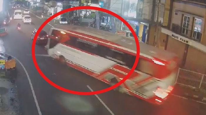 CERITA Mencekam Siswa di Dalam Bus saat Rem Blong di Kota Batu: Anak-anak Pingsan Panik Semua