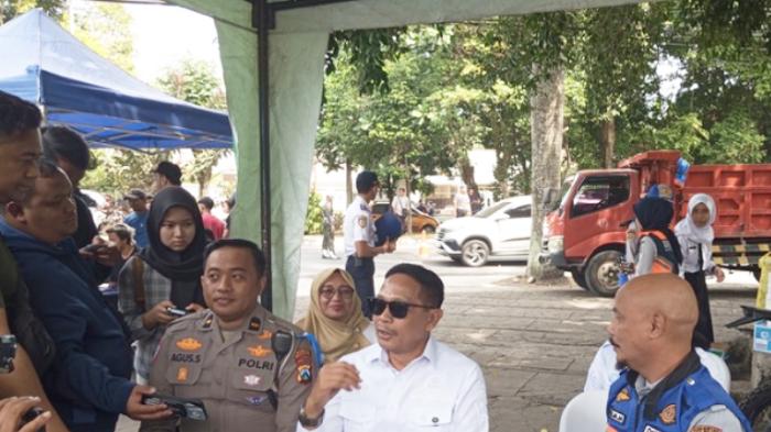 Dishub Kota Malang Beri Surat Tilang 25 Sopir Angkutan Barang yang Lewat Jalan Raya Langsep