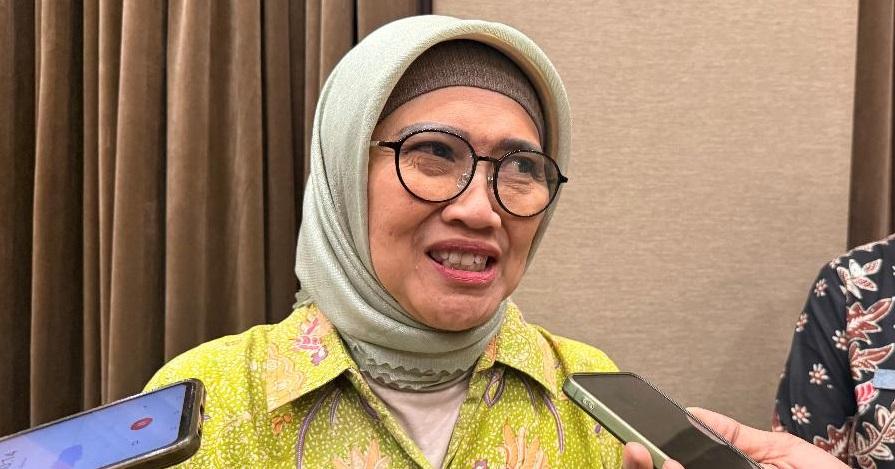 EFISIENSI-ANGGARAN-Indah-Wahyuni-Kepala-Badan-Kepegawaian-Daerah-BKD-Jatim.jpg