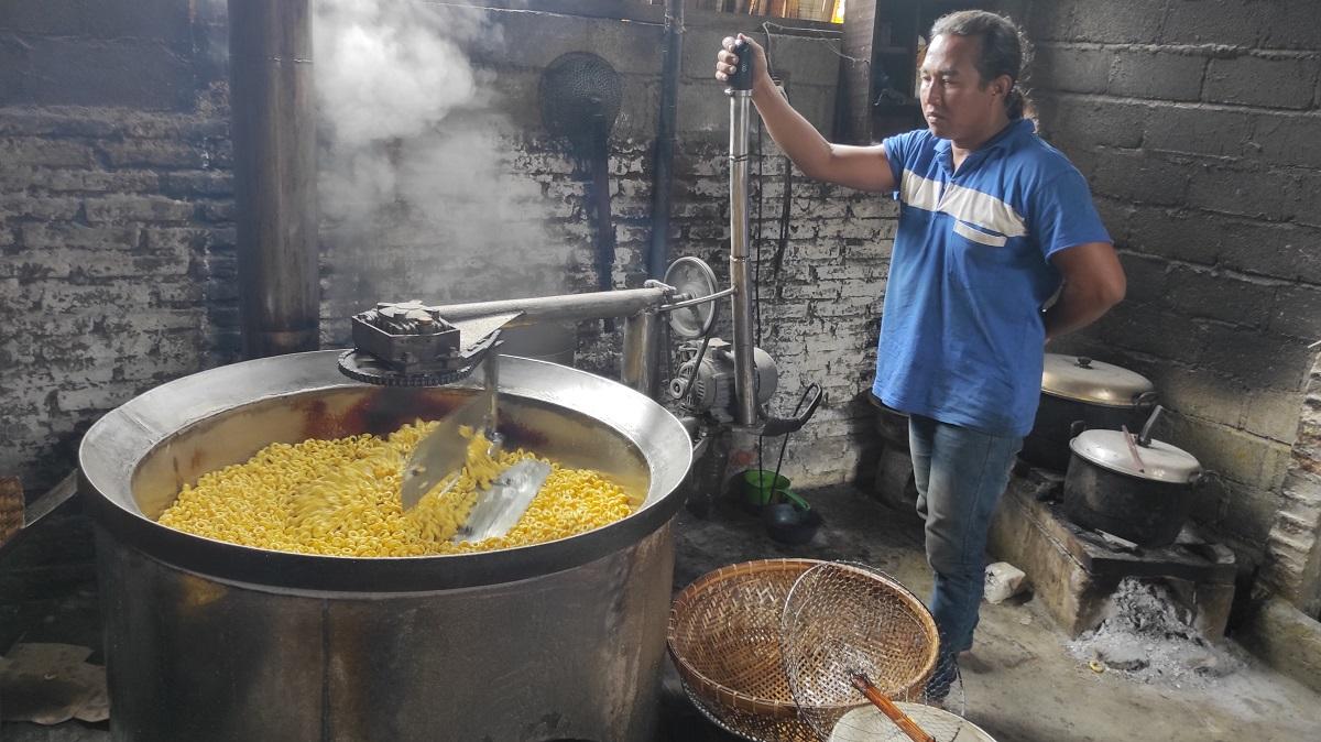 Kisah Inspiratif, Pria Lulusan SMP di Trenggalek Mampu Lahirkan Puluhan Teknologi Tepat Guna