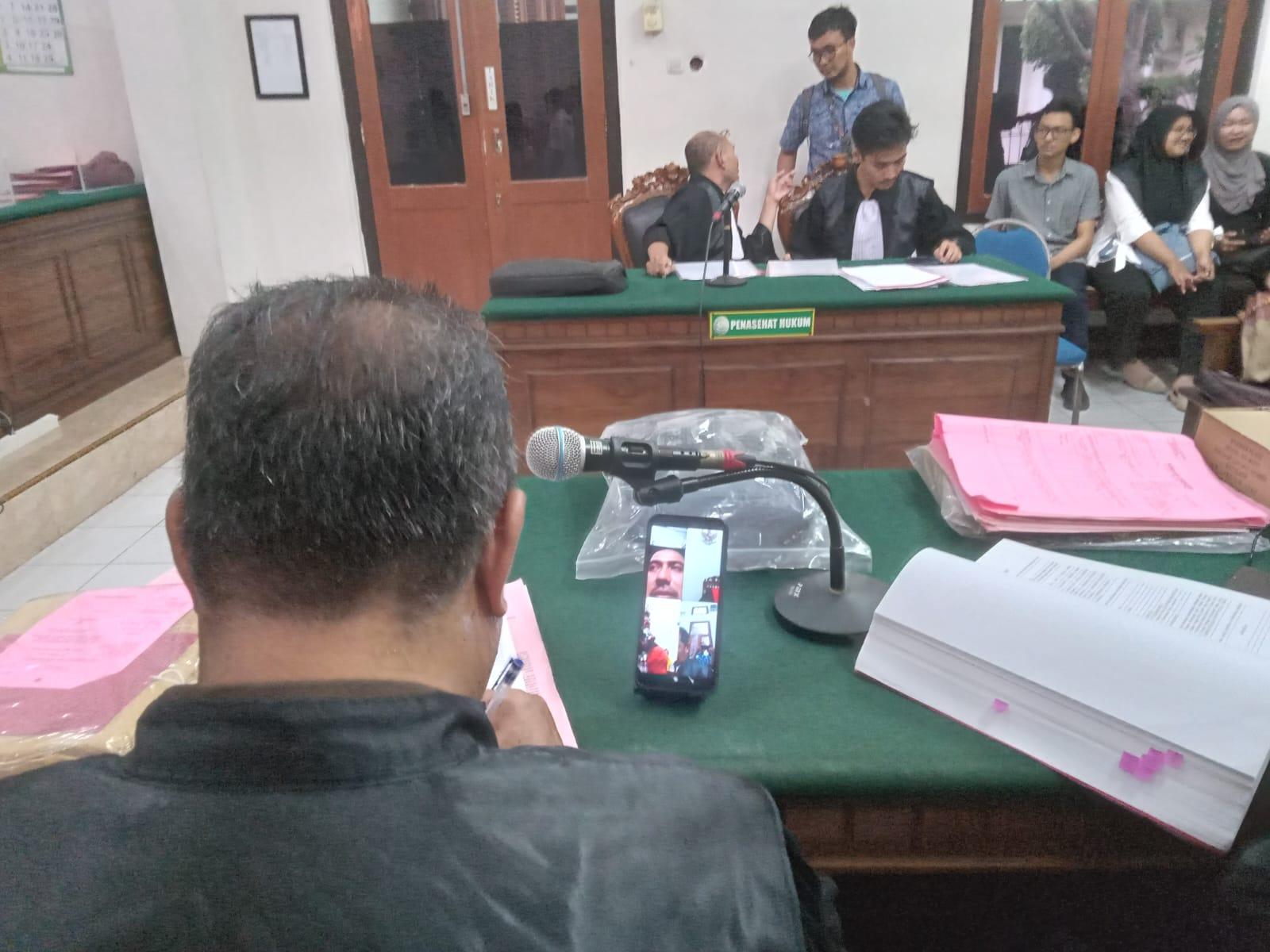 Karyawan Leasing Bergaji Rp 6,2 Juta Sikat Dana Debitur Rp 400 Juta di Surabaya