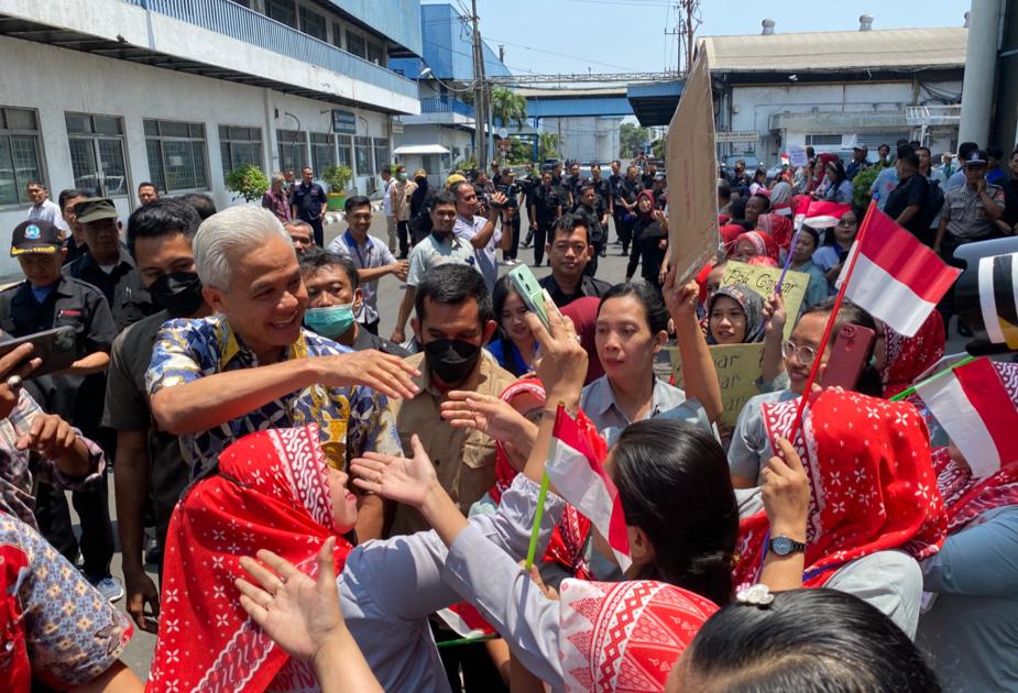 Ganjar-Pranowo-saat-berkunjung-ke-Pabrik-Maspion-1-di-Sidoarjo.jpg
