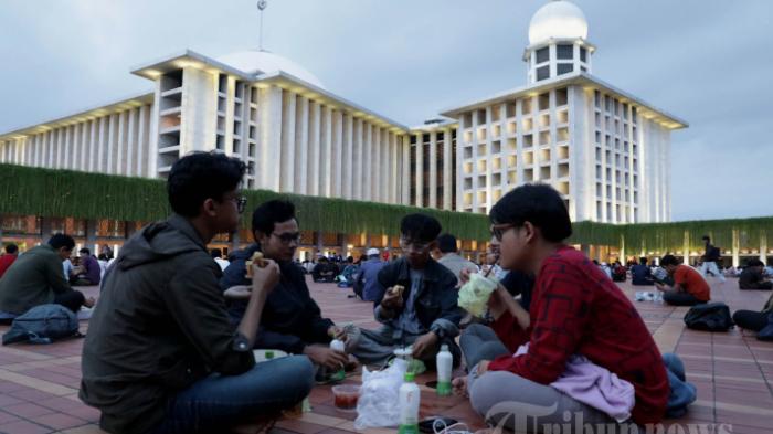 Jadwal Buka Puasa Malang Raya, Surabaya, Blitar Rabu 25 Februari 2026 Beserta Waktu Magrib dan Isya
