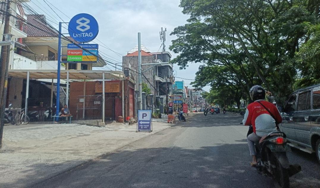 Jalan-Soekarno-Hatta-Kota-Malang-pasca-pembangunan-gorong-gorong-Kamis-2212026.jpg
