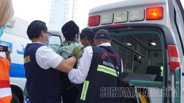 Melihat dari Dekat Evakuasi Jamaah Haji Sakit di Makkah Menuju Tanah Air
